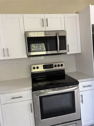 480 NE 127th Street North Miami FL 33161
