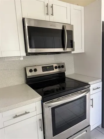 480 NE 127th Street North Miami FL 33161