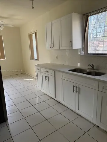 480 NE 127th Street North Miami FL 33161