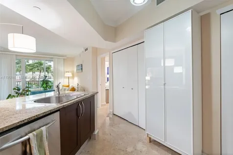 19900 E Country Club Drive Aventura FL 33180