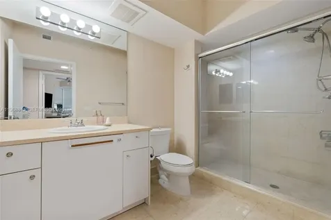 19900 E Country Club Drive Aventura FL 33180