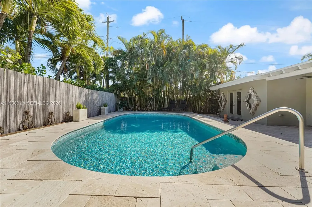 2935 NE 21st Terrace Fort Lauderdale FL 33306