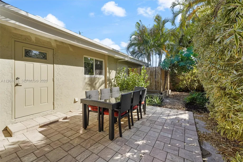 2935 NE 21st Terrace Fort Lauderdale FL 33306