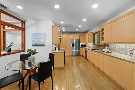 4140 Bonita Avenue Miami FL 33133