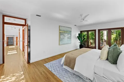 4140 Bonita Avenue Miami FL 33133
