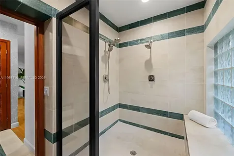 4140 Bonita Avenue Miami FL 33133