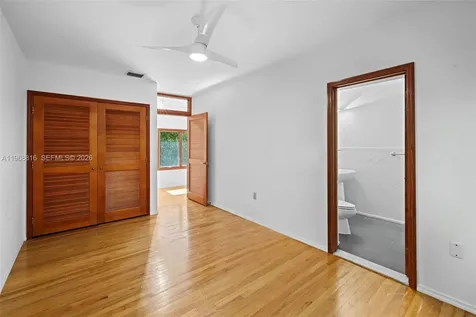 4140 Bonita Avenue Miami FL 33133