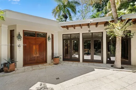 4140 Bonita Avenue Miami FL 33133