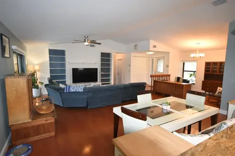 701 Blue Ridge Way Davie FL 33325