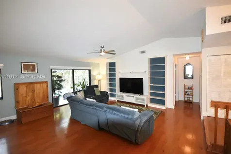 701 Blue Ridge Way Davie FL 33325