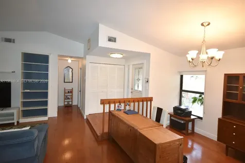 701 Blue Ridge Way Davie FL 33325