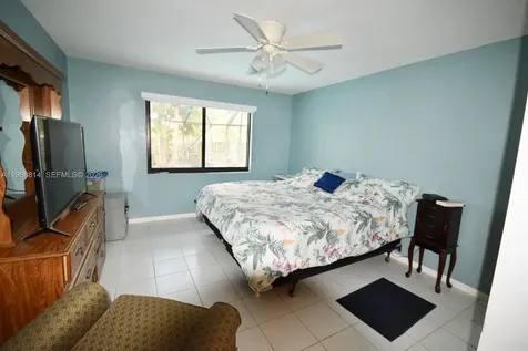 701 Blue Ridge Way Davie FL 33325