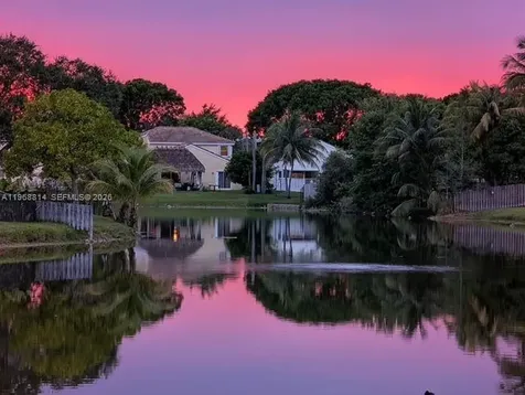701 Blue Ridge Way Davie FL 33325