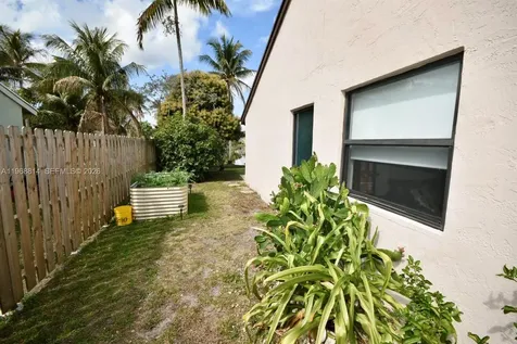 701 Blue Ridge Way Davie FL 33325