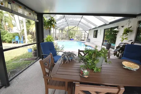 701 Blue Ridge Way Davie FL 33325