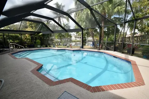 701 Blue Ridge Way Davie FL 33325