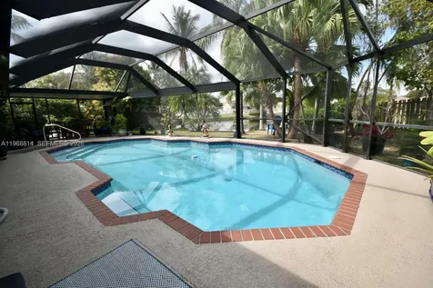 701 Blue Ridge Way Davie FL 33325