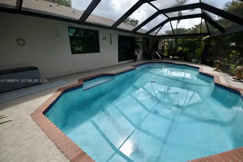 701 Blue Ridge Way Davie FL 33325