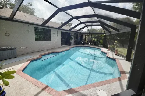 701 Blue Ridge Way Davie FL 33325