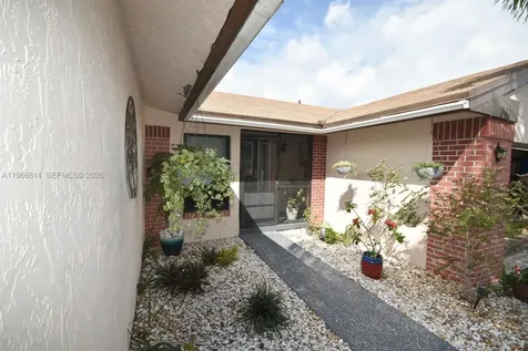 701 Blue Ridge Way Davie FL 33325