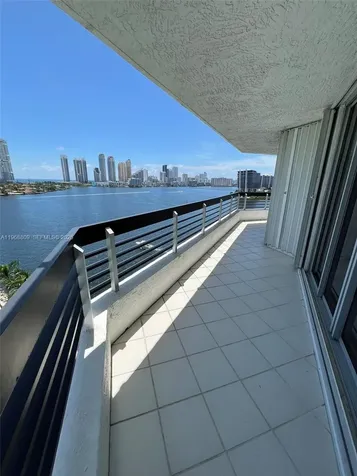 3530 Mystic Pointe Drive Aventura FL 33180
