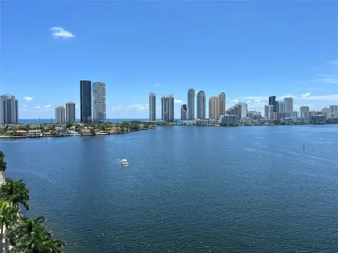 3530 Mystic Pointe Drive Aventura FL 33180