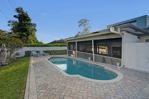 8084 Buttonwood Circle Tamarac FL 33321