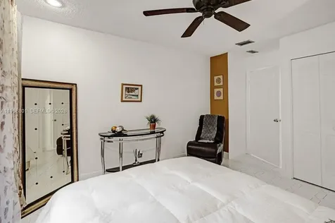 8084 Buttonwood Circle Tamarac FL 33321