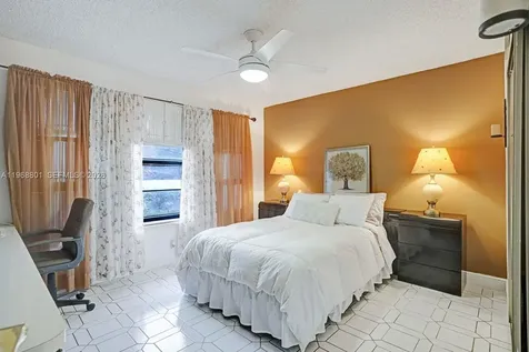 8084 Buttonwood Circle Tamarac FL 33321