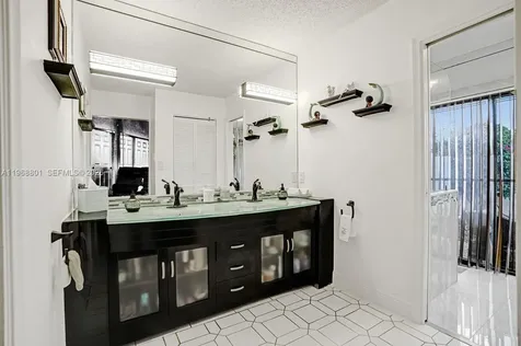 8084 Buttonwood Circle Tamarac FL 33321