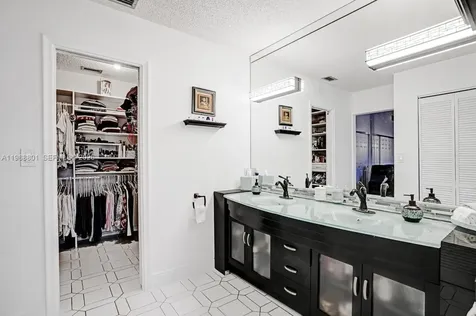 8084 Buttonwood Circle Tamarac FL 33321