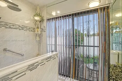 8084 Buttonwood Circle Tamarac FL 33321
