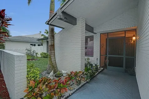 8084 Buttonwood Circle Tamarac FL 33321