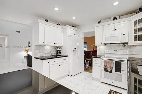 8084 Buttonwood Circle Tamarac FL 33321