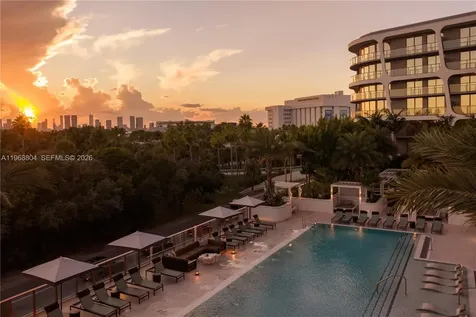 3900 Alton Road Miami Beach FL 33140
