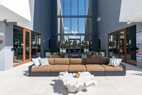 3900 Alton Road Miami Beach FL 33140