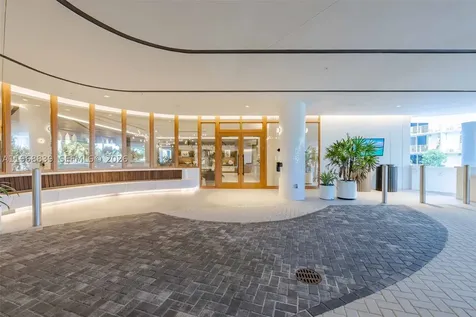 3900 Alton Road Miami Beach FL 33140