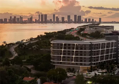 3900 Alton Road Miami Beach FL 33140
