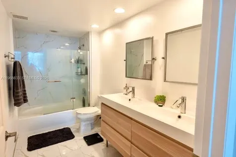 2000 N Bayshore Drive Miami FL 33137