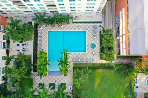 2000 N Bayshore Drive Miami FL 33137