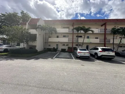 8960 S Hollybrook Boulevard Pembroke Pines FL 33025