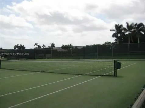 8960 S Hollybrook Boulevard Pembroke Pines FL 33025