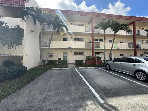 8960 S Hollybrook Boulevard Pembroke Pines FL 33025