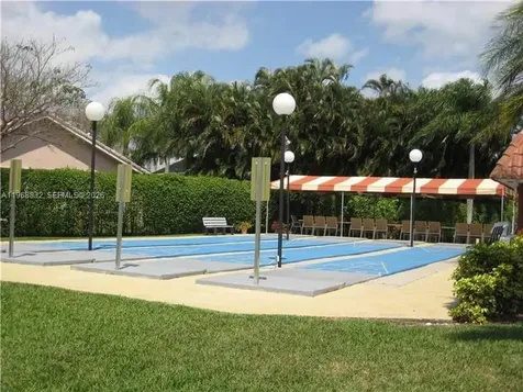 8960 S Hollybrook Boulevard Pembroke Pines FL 33025