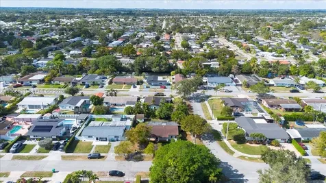 5820 SW 108th Place Miami FL 33173
