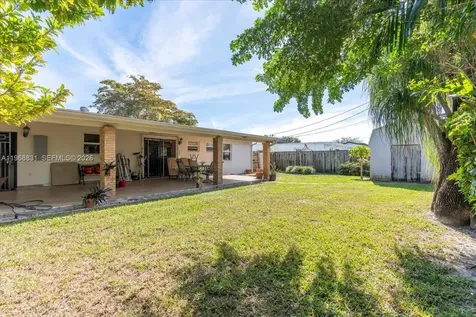 5820 SW 108th Place Miami FL 33173