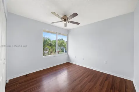 4231 NW 73rd Avenue Lauderhill FL 33319