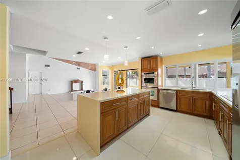 4231 NW 73rd Avenue Lauderhill FL 33319