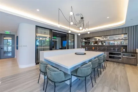 3900 Alton Road Miami Beach FL 33140