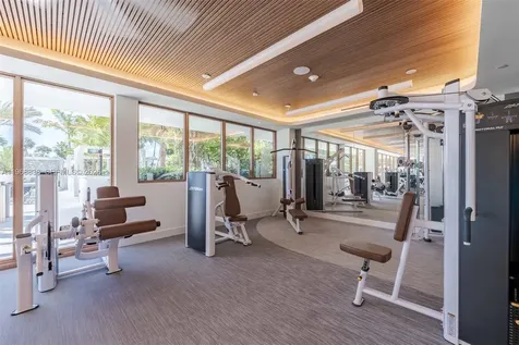 3900 Alton Road Miami Beach FL 33140